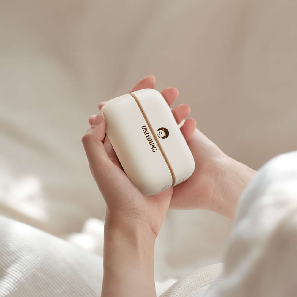 손난로 "양손에 하나씩 쏙~" 초고속 발열 6000mAh 대용량 유니영 마그네틱 자석 듀얼 손난로 화이트/블랙 - 위시버킷