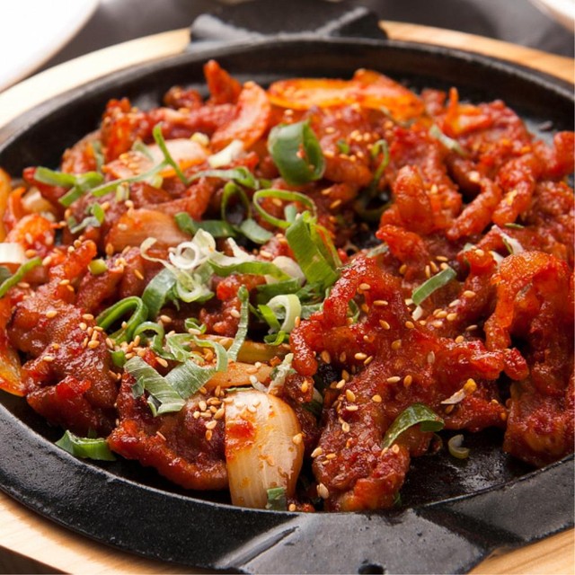 뼈없는닭발(1인분)