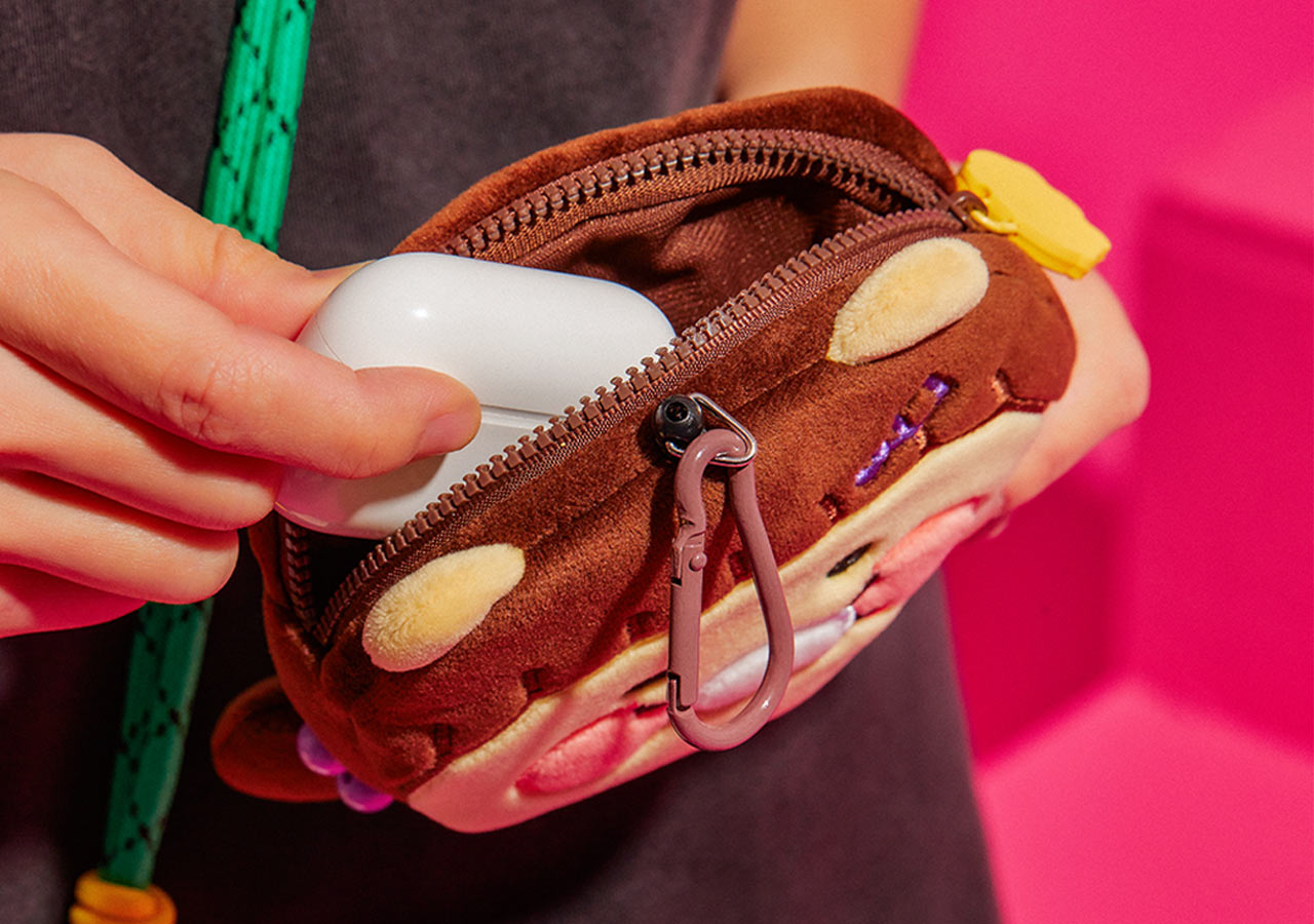 X Friends Pouch Chunsik