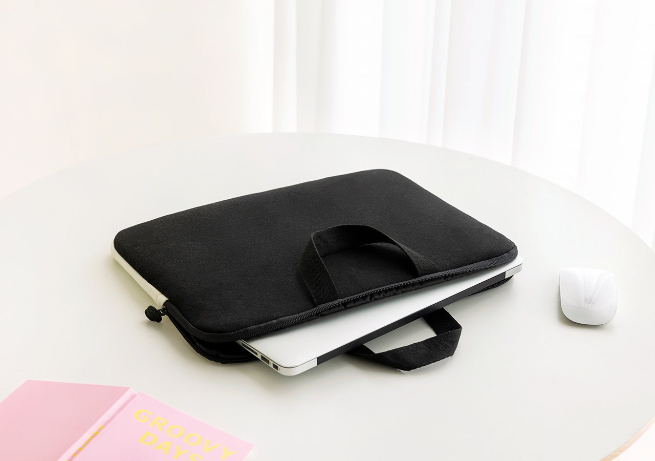 Chunsik Notebook Pouch 13 Laptop Sleeve