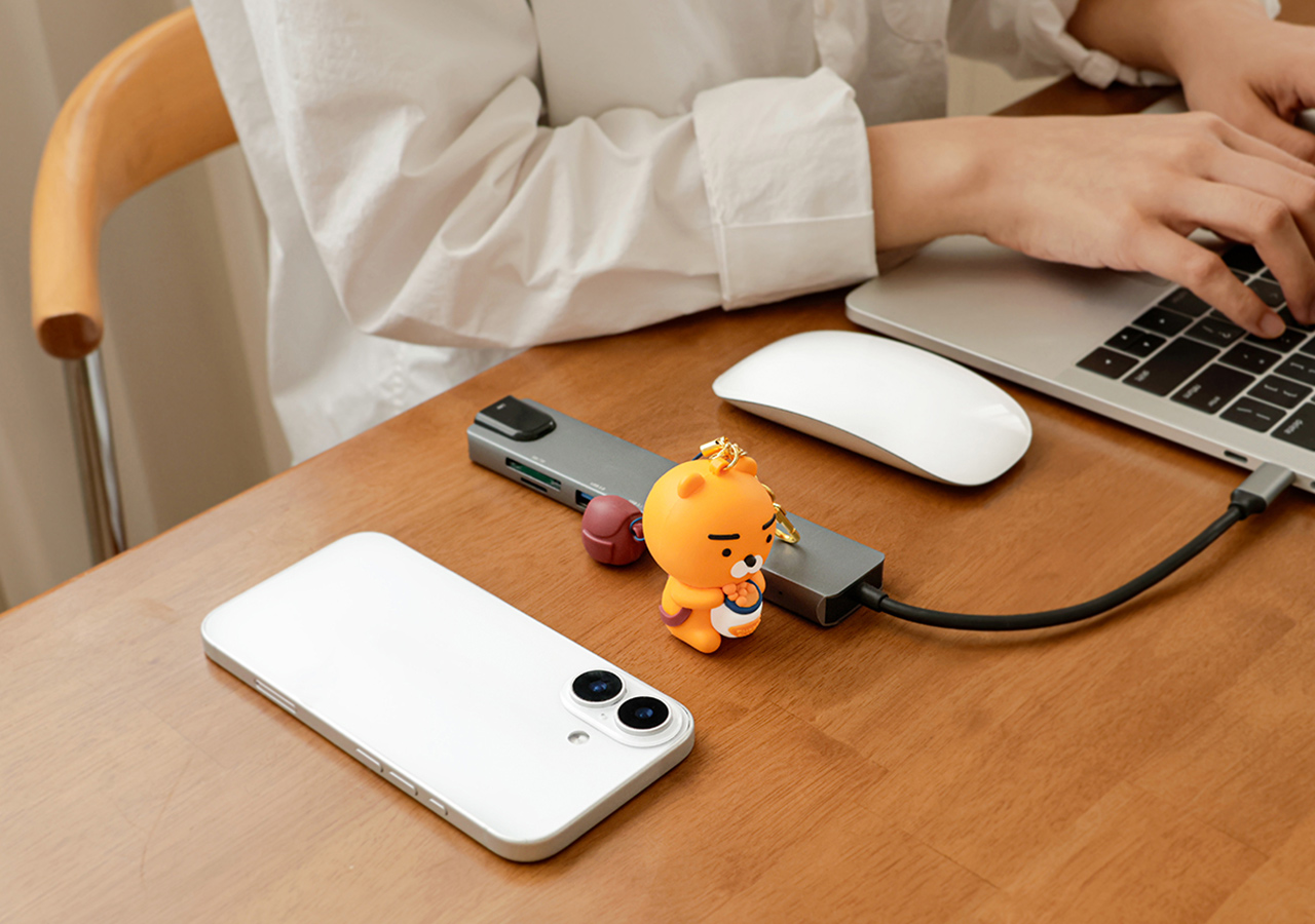 64GB USB Figurine Keychain Backpack Ryan