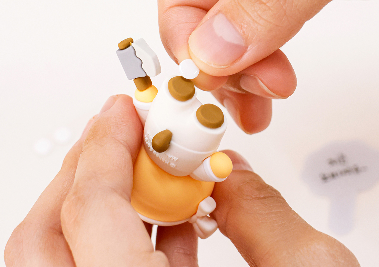 Figurine