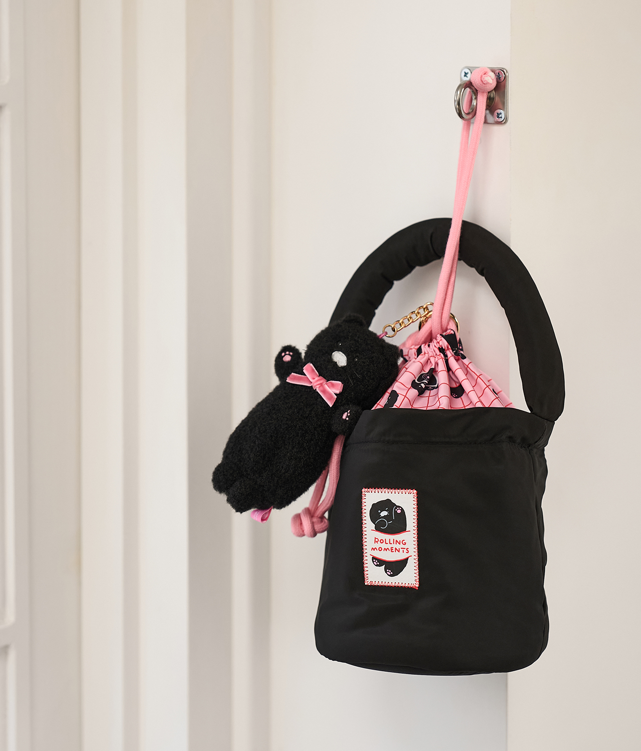 Black Pouch Chunsik