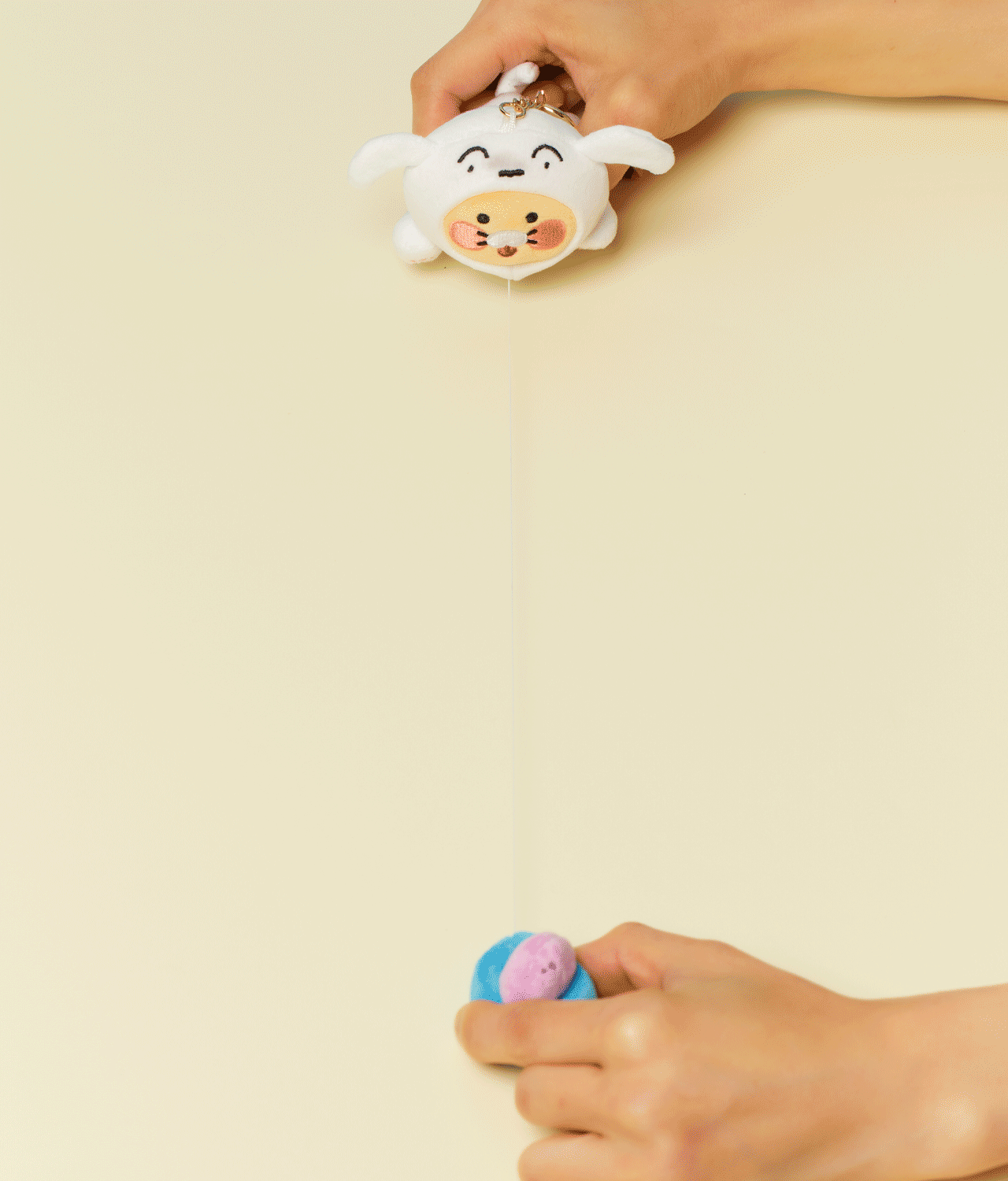 Reel Plush Keychain Shin-chan X Friends Shiro Chunsik - Kakao Friends