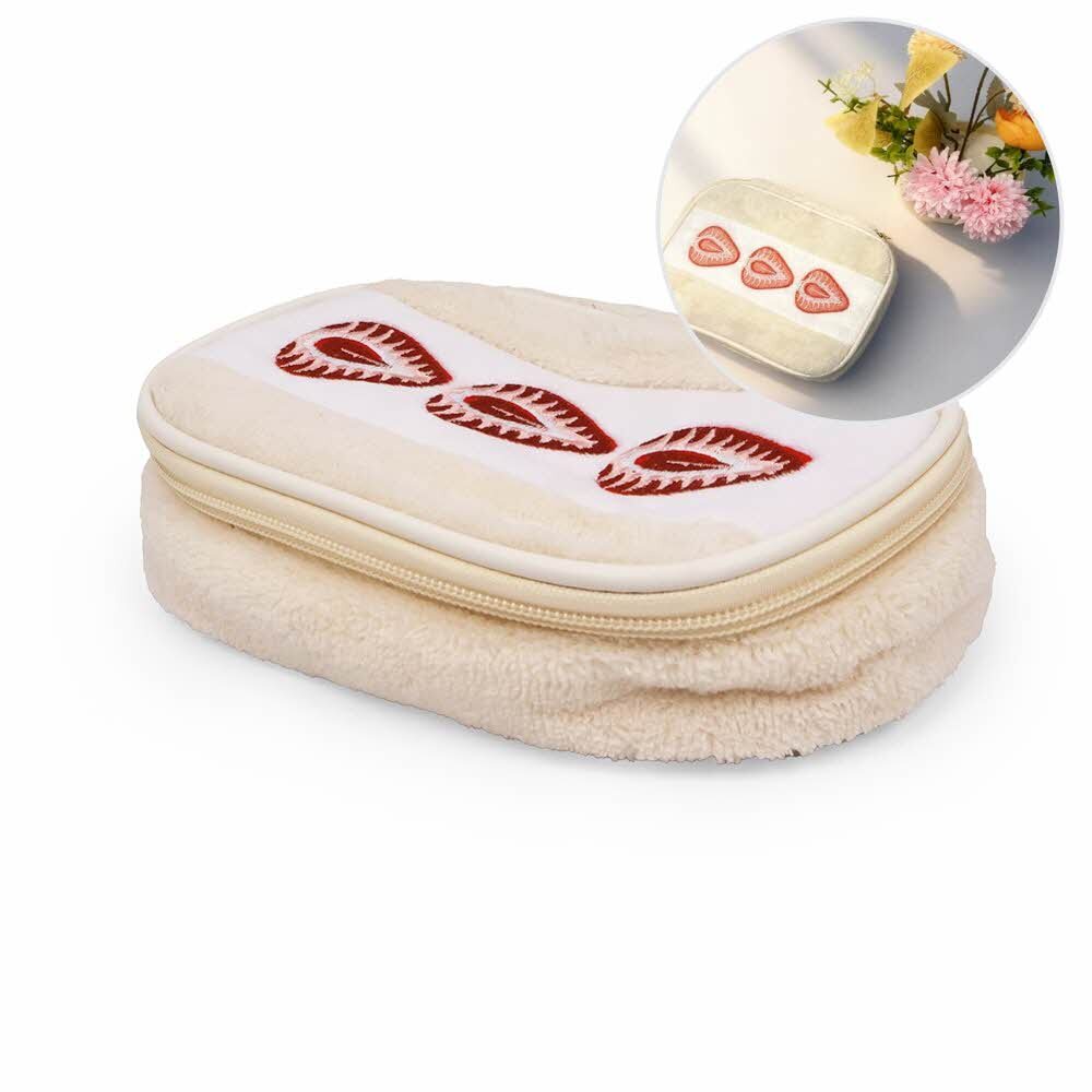 イチゴ化粧品ポーチ
