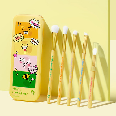 KAKAO FRIENDS - & 5