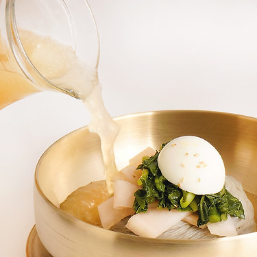 [톡딜] 깔끔하고 깊은 감칠맛 시원한 냉면 10인분 (물/비빔/불) (13,400원/무배)