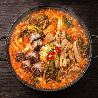 [톡딜] 얼큰 순대전골 4팩 (15,900원/무료)
