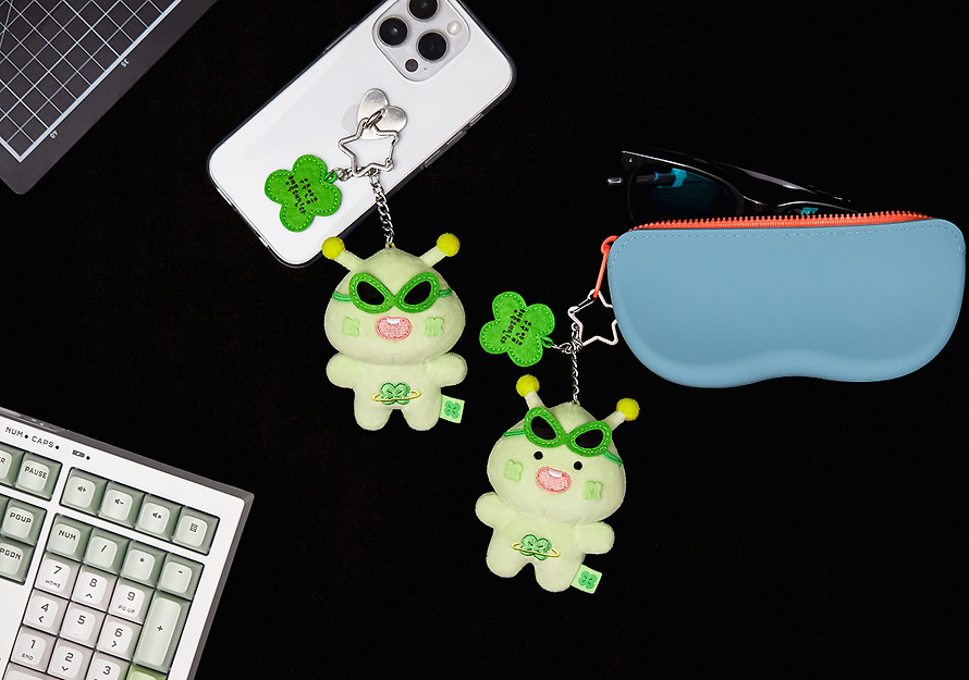 Plush Keychain Lucky Delivery Alien Little Apeach - Kakao Friends