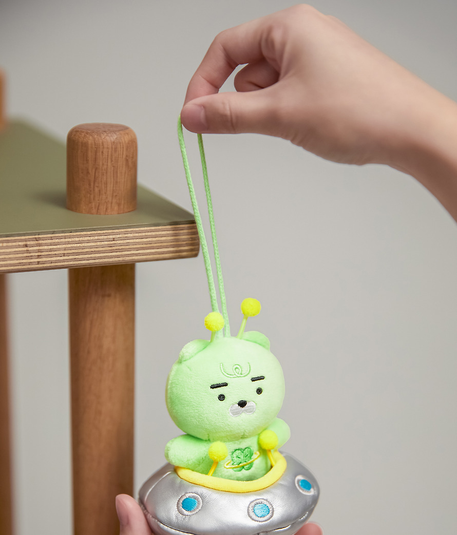 Hanging Plush Lucky Delivery Alien Hanging - Kakao Friends
