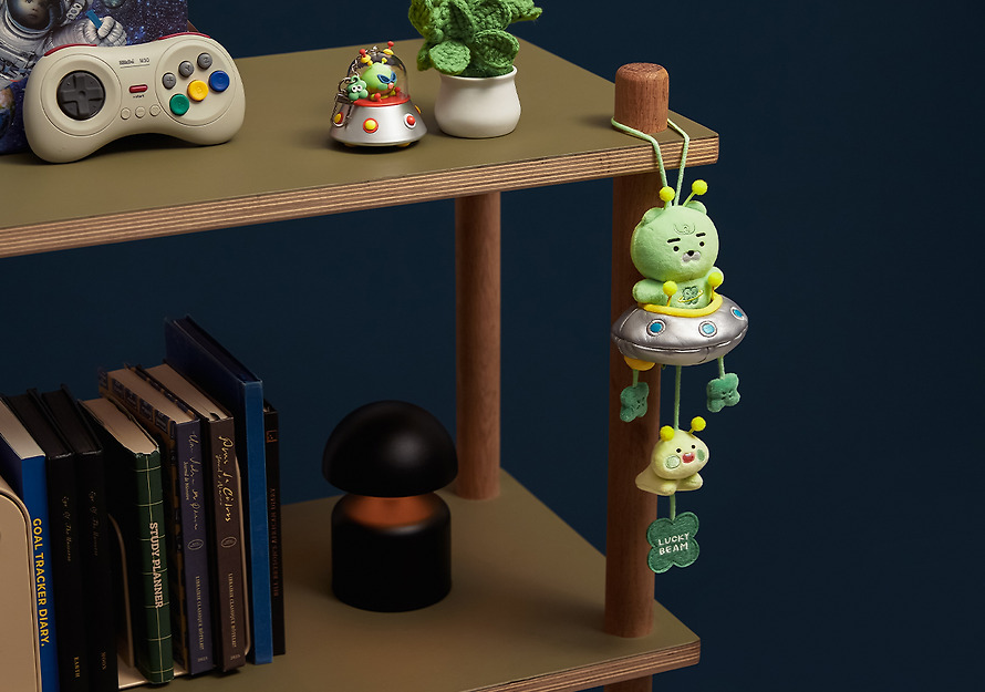 Hanging Plush Lucky Delivery Alien Hanging - Kakao Friends