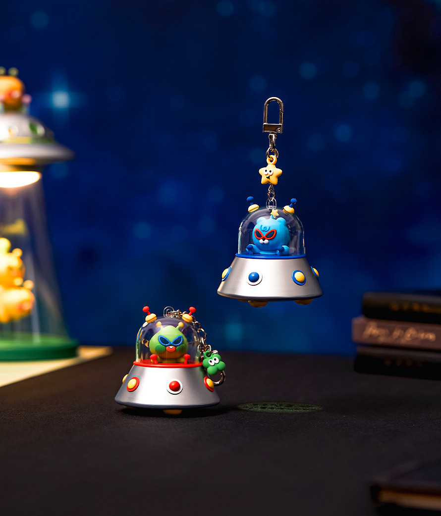 Keychain Lucky Delivery UFO Beam Little Apeach - Kakao Friends