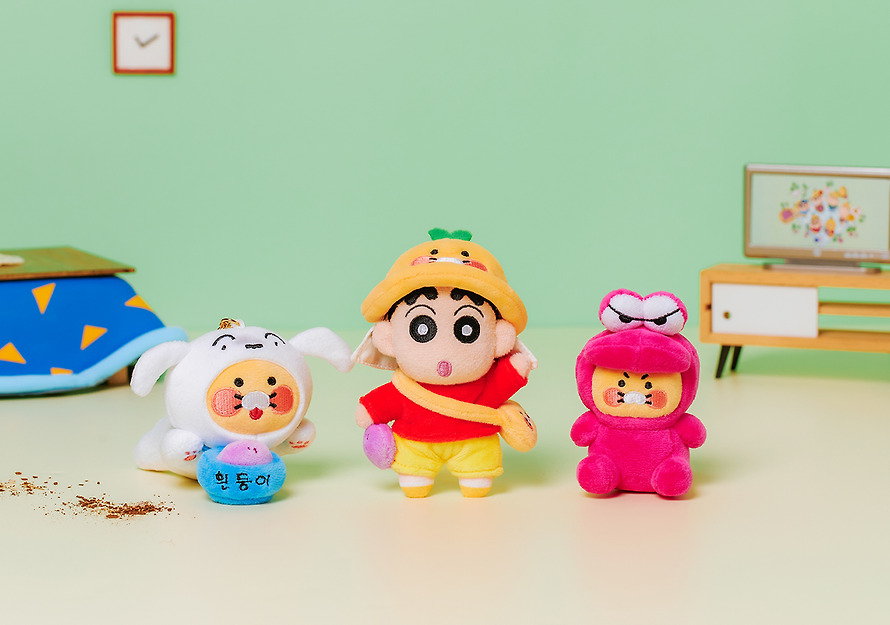 Reel Plush Keychain Shin-chan X Friends Shiro Chunsik - Kakao Friends