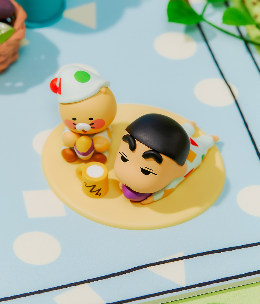 Random Figures Shin-chan X Friends Full Set of 4 Chunsik - Kakao Friends
