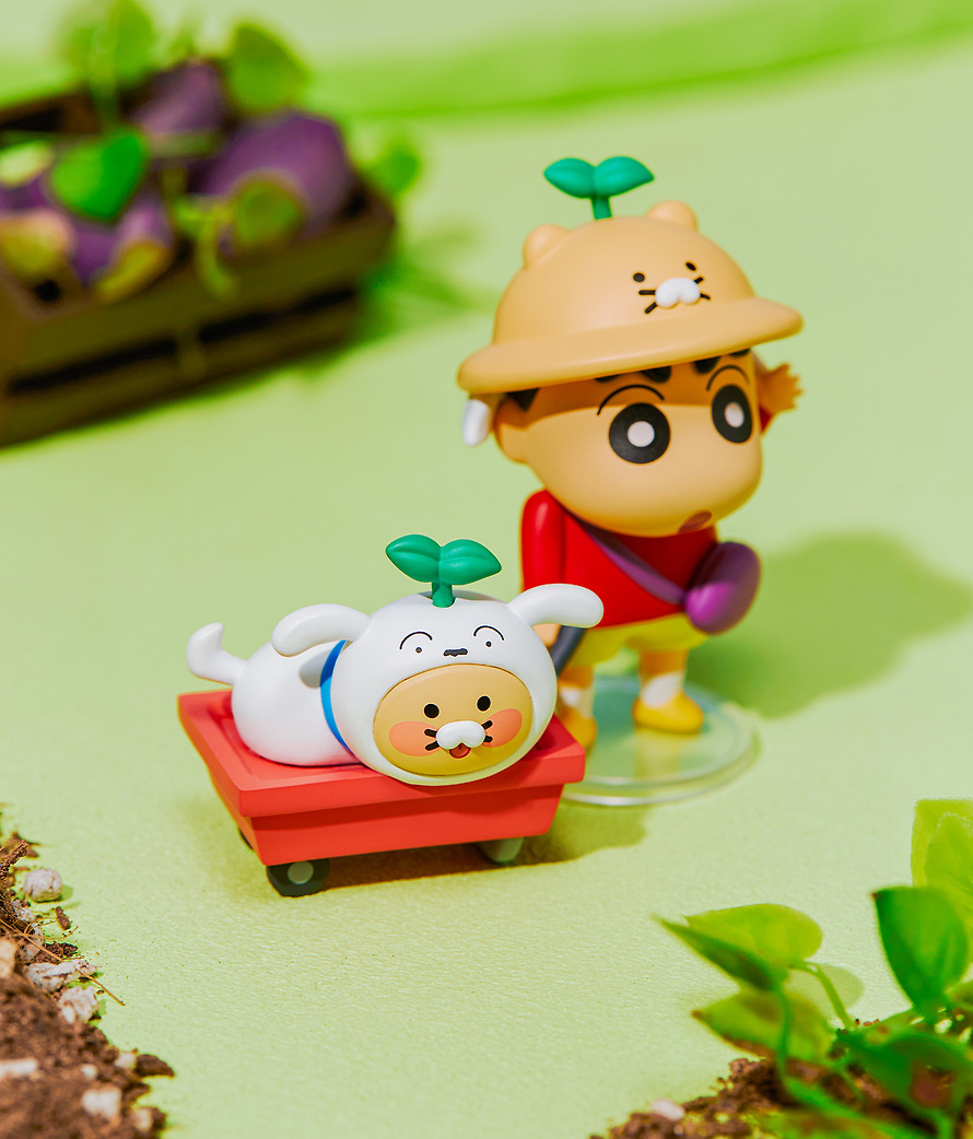 Random Figures Shin-chan X Friends Full Set of 4 Chunsik - Kakao Friends