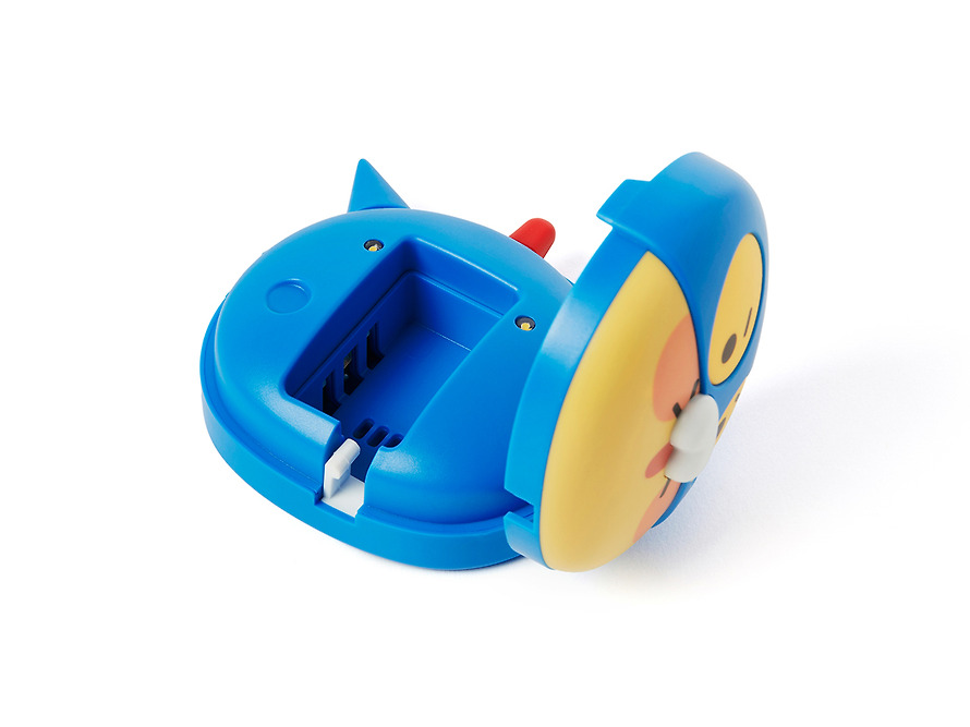 Toothbrush Sterilizer Shin-chan X Friends Chunsik - Kakao Friends