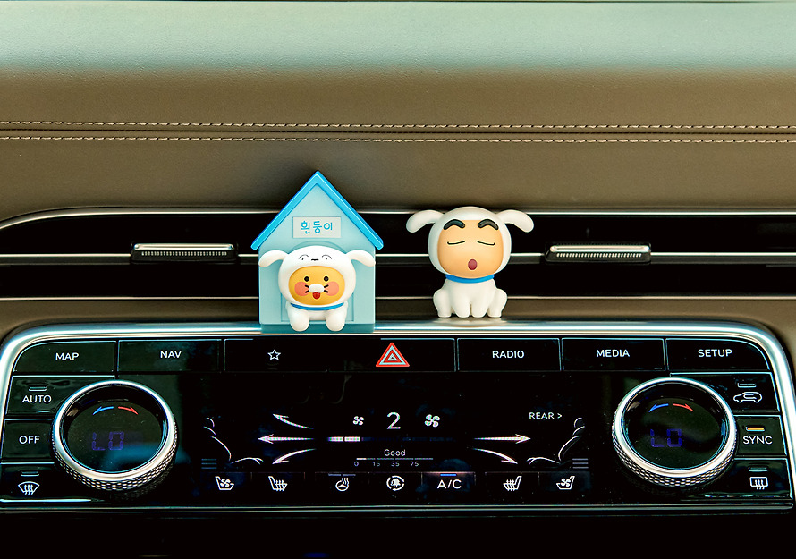 Car Air Freshener and Figure Set Shin-chan X Friends Chunsik - Kakao Friends