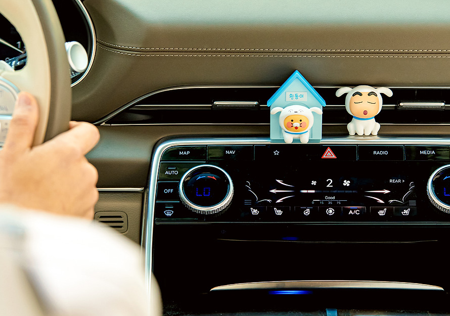 Car Air Freshener and Figure Set Shin-chan X Friends Chunsik - Kakao Friends